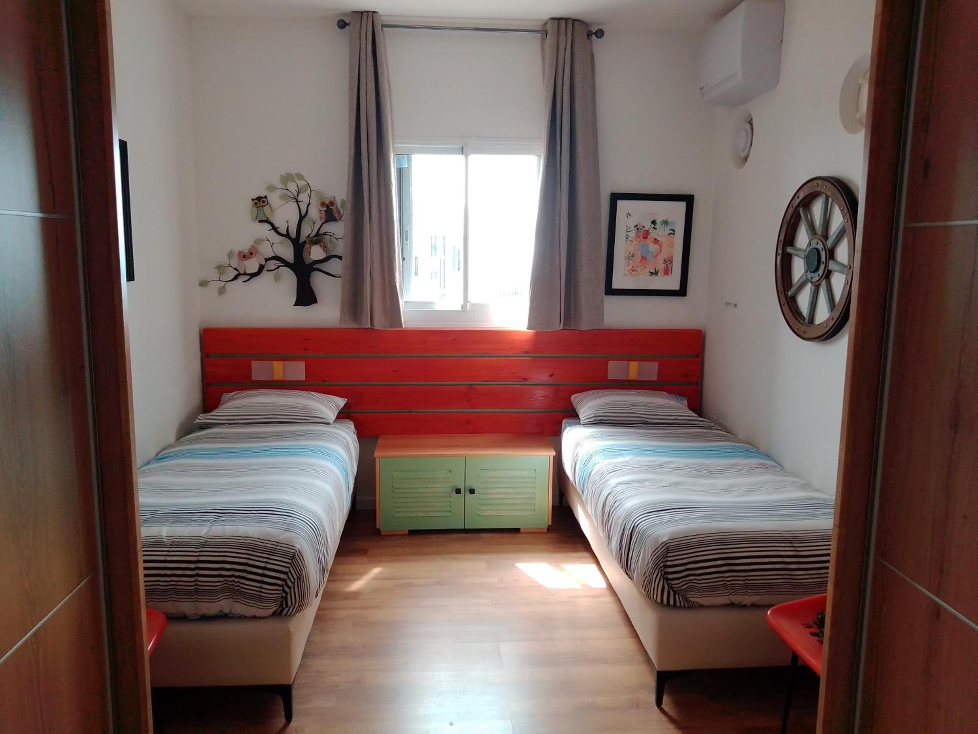 Beautiful Beach Apartment Asjdod Buitenkant foto